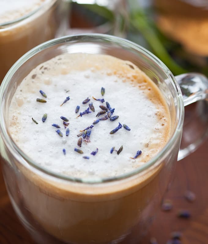 Lavender-Latte-with-Almond-Milk-7-2