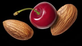 Toasted Almonds & Cherries Produce Nuts